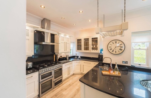 Bangor Casa | This historic Manor House has been transformed into a superb holiday residence