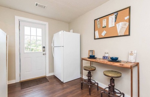 Frankfort Casa | This house is a 2 bedroom(s), 1 bathrooms, located in Frankfort, KY.