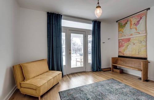 Nashville Casa | This house is a 2 bedroom(s), 2 bathrooms, located in Nashville, TN.