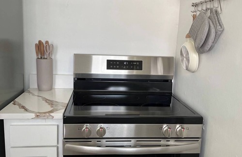 Hillsboro West End Casa | This house is a 2 bedroom(s), 1 bathrooms, located in Nashville, TN.