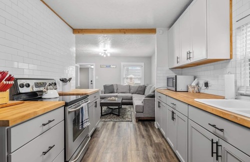 Nampa Casa | This house is a 2 bedroom(s), 1 bathrooms, located in Nampa, ID.
