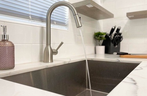 Bellflower Casa | This house is a 3 bedroom(s), 2 bathrooms, located in Bellflower, CA.