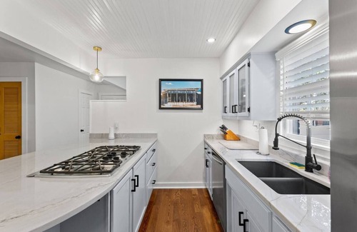 Historic South Hill Casa | This house is a 3 bedroom(s), 2.5 bathrooms, located in Lexington, KY.