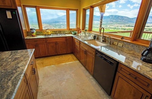 Salida Casa | This house is a 3 bedroom(s), 2.5 bathrooms, located in Salida, CO.