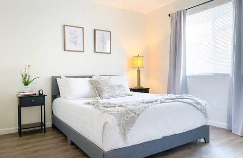 Tulare Casa | This house is a 3 bedroom(s), 2 bathrooms, located in Tulare, CA.