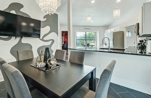 Westside Casa | This house is a 3 bedroom(s), 2 bathrooms, located in Jacksonville, FL.