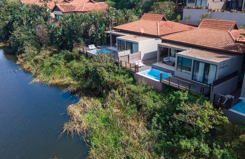Port Zimbali Casa | This house is a 3 bedroom(s), 3 bathrooms, located in Dolphin Coast, KwaZulu-Natal.