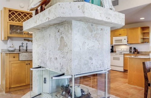 Ocean Shores Casa | This house is a 4 bedroom(s), 3 bathrooms, located in Indialantic, FL.