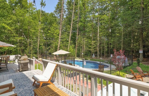 Stroudsburg Casa | This house is a 4 bedroom(s), 3 bathrooms, located in Stroudsburg, PA.