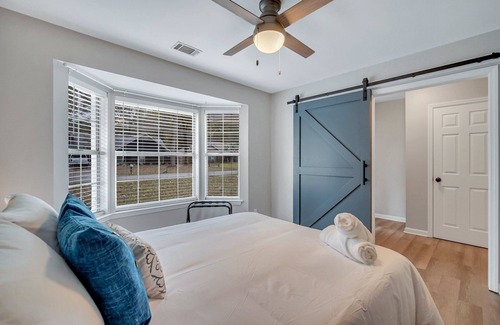 Richmond Hill Casa | This house is a 4 bedroom(s), 2 bathrooms, located in Richmond Hill, GA.
