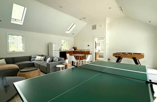Rippon Casa | This house is a 6 bedroom(s), 6.5 bathrooms, located in Upperville, VA.