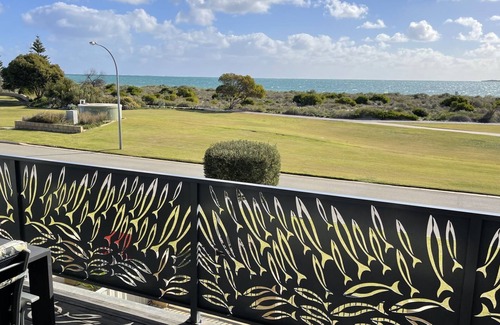 Jurien Bay Villa | Heat-N-View, Jurien Bay