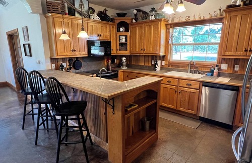 Navasota Otro | "This is God's country" | Farrington Farmhouse