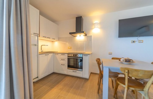 Cugnana Verde Apartamento | This is unique space and enjoy the panoramic view of the mountains and the gulf.