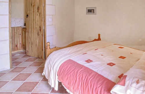 Montignac-le-Coq Casa | Alojamiento de 2 habitaciones en Montignac Le Coq