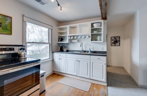 Nashville Apartamento | This loft is a 1 bedroom(s), 1 bathrooms, located in Nashville, TN.