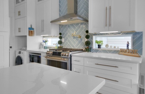 Stone Harbor Casa | This luxury, bayfront 4 BR 3 bath home is the perfect place for a relaxing family vacation.