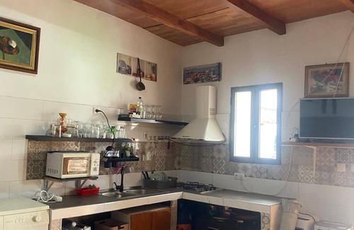 Villaminaya Casa | Casa rural idónea para desconectar, dispone de un patio en el que recrearse.