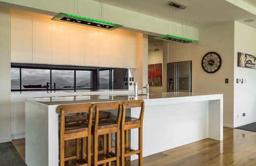 Picton Casa | Esta impresionante finca con vistas a Picton y los sonidos de Marlborough
