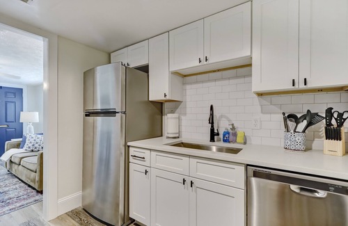 Lakeshore South Casa | This townhouse is a 1 bedroom(s), 1 bathrooms, located in Jacksonville, FL.