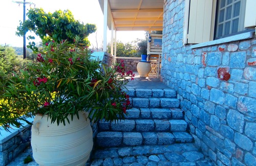 Gythio Villa | Villa is situated near the marvelous golden sands of Mavrovouni Bay
