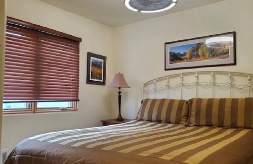Mammoth Lakes Villa | This unit has been beautifully remodeled. It has three bedrooms and two bathrooms and is a two-story unit.