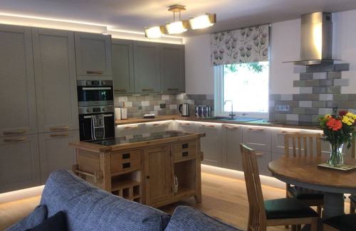 Barcaldine Casa | Thistle Haugh, the peaceful house with a hot tub