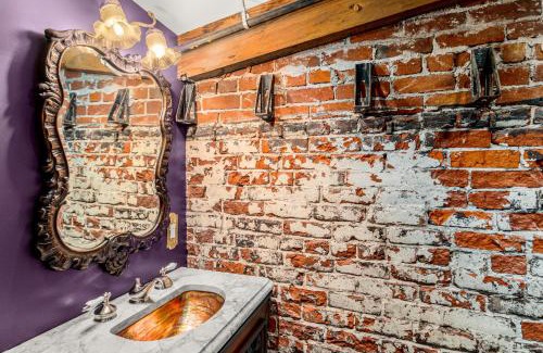 Hood River Hotel | Thistledown on Oak