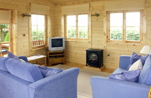 Liverton Cabina | Thornlea Log Cabin, DANBY