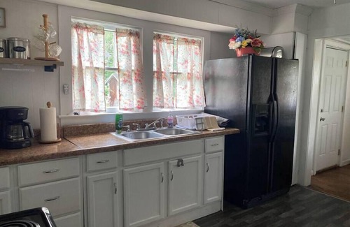 Rocky Gap Casa | Three Bears Cottage