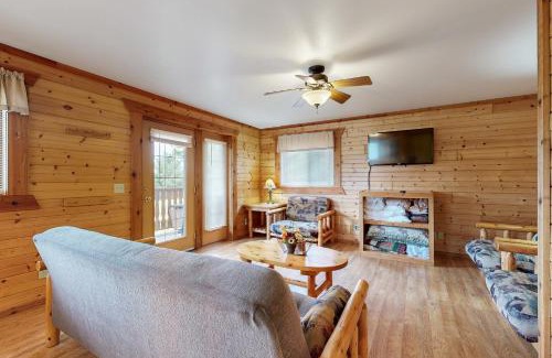 Warrens Casa | Three Bears Overlook- Lower