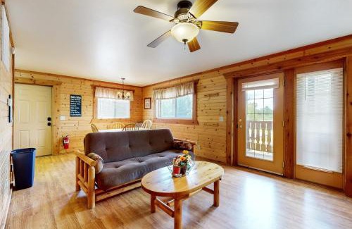 Warrens Casa | Three Bears Overlook- Lower