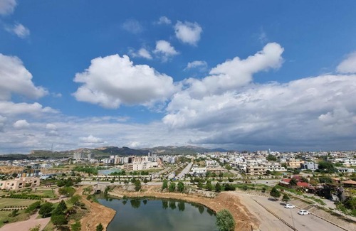Hassan Abdal Apartamento | Three Bed Attached Bath Netflix Wifi Smart TV Parking WFH Desk Near Airport