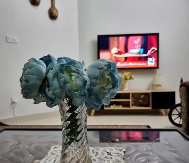 Hassan Abdal Apartamento | Three Bed Attached Bath Netflix Wifi Smart TV Parking Near Airport