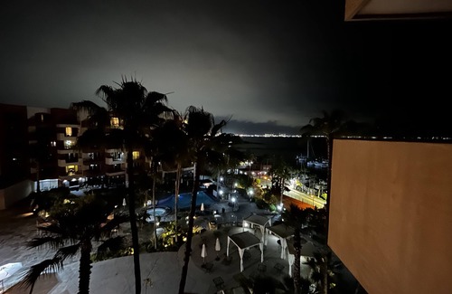 Ensenada Apartamento | Three bed Hotel Suite on Marina