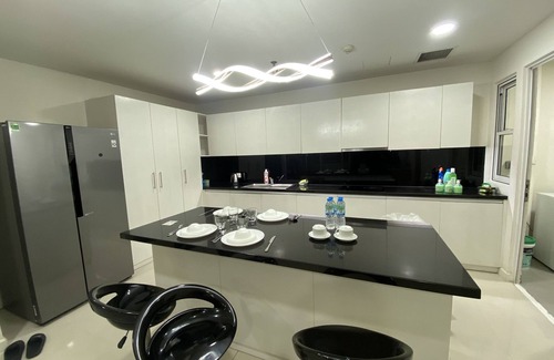 District 7 Condominio | Three bedroom apartment Right in the city center