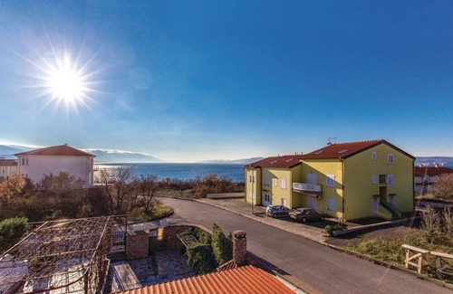 Povile Apartamento | Apartamento de tres habitaciones con balcón y vista al mar Povile, Novi Vinodolski (A-12039-a)