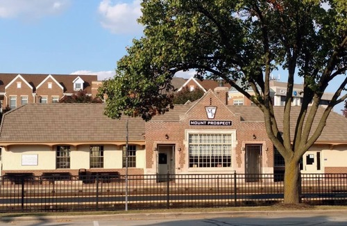 Mount Prospect Apartamento | Three bedroom apartment in very convenient location!