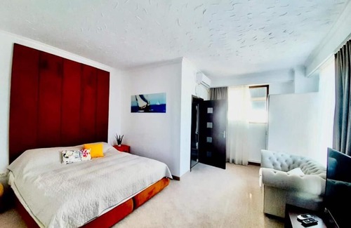Constanta Apartamento | Three-Bedroom Apartment - Vila Miluna