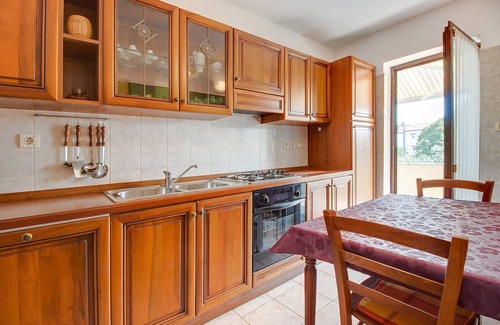 Nerezine Apartamento | Apartamento de tres habitaciones con una terraza Nerezine, Losinj (A-12149-a)