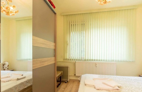 Plovdiv Apartamento | three bedroom apartment, balcony and free parking