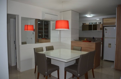 Jurere Apartamento | Apartamento de tres habitaciones - condominio de lujo con piscina y garaje