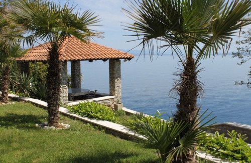 Medveja Apartamento | Apartamento de tres habitaciones en la playa Medveja, Opatija (A-7722-a)