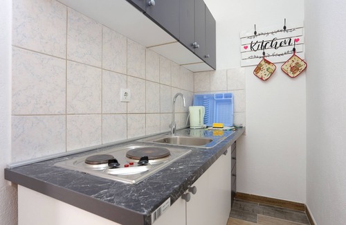 Mejasi Apartamento | Apartamento de tres habitaciones con una terraza Split (A-21026-a)