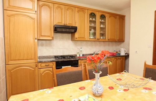 Trpanj Apartamento | Apartamento de tres habitaciones con un balcon Trpanj, Peljesac (A-10148-a)