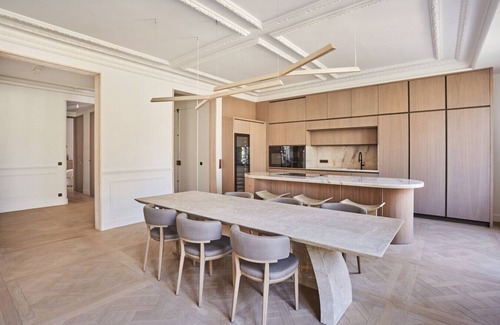 Faubourg-du-Roule Apartamento | Three bedroom apartment in France, Paris