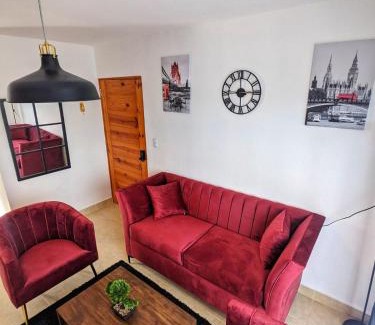 Mendoza Apartamento | Three-bedroom Apartment with Chic Balcony in Santo Domingo Este