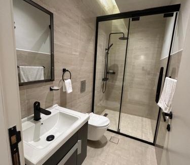 Riyadh Apartamento | Three Bedroom furnished apartment in north Riyadh
