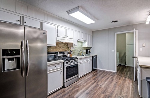 Flowood Casa | Relaxing Stay by the Rez
