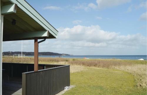 Juelsminde Casa | Three-Bedroom Holiday Home Juelsminde With Sea View 09